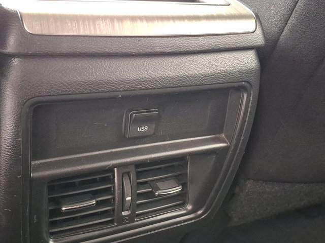 Used 2018 Nissan Murano SV image 11