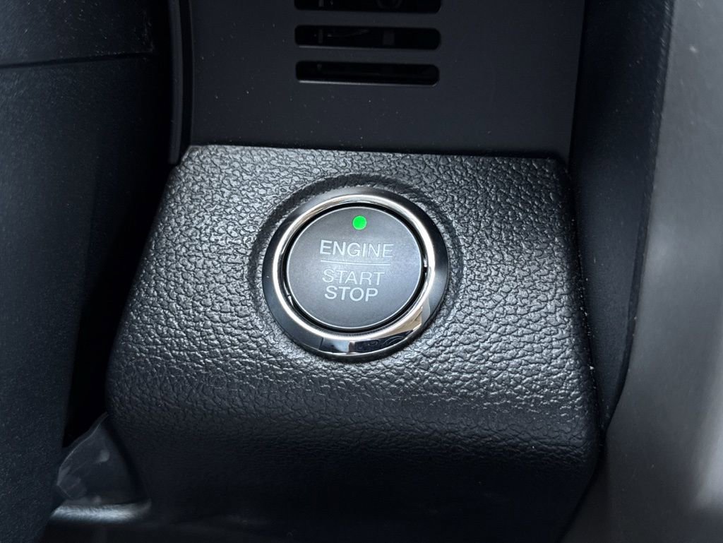 Used 2019 Ford F150 Lariat w/ Trailer Tow Package AWD/4WD image 17