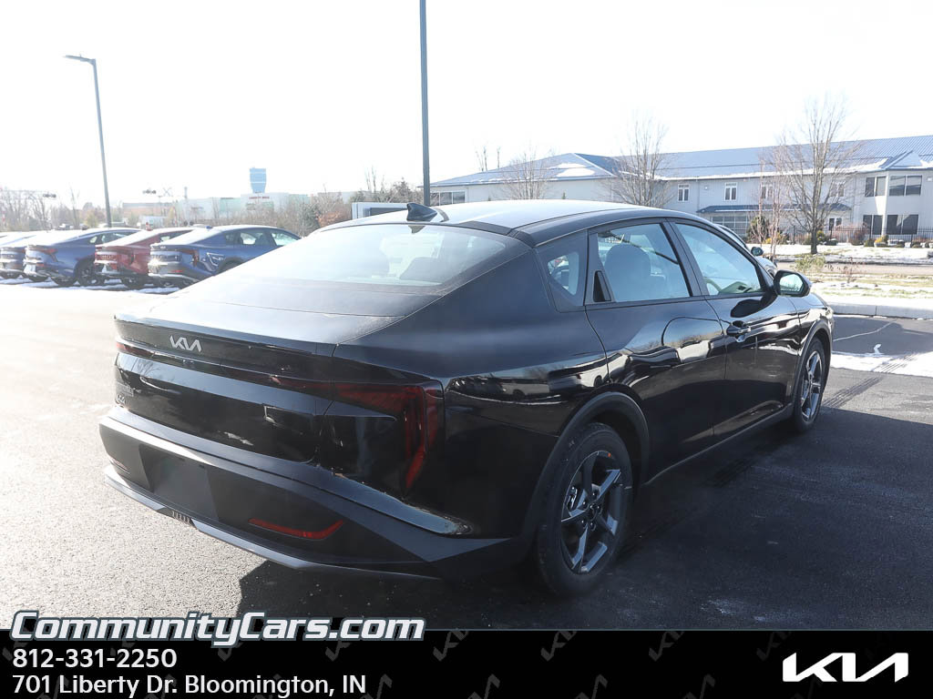 New 2025 Kia K4 LXS image 7