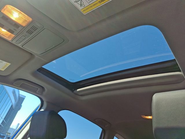 Used 2020 Honda CR-V Touring image 15