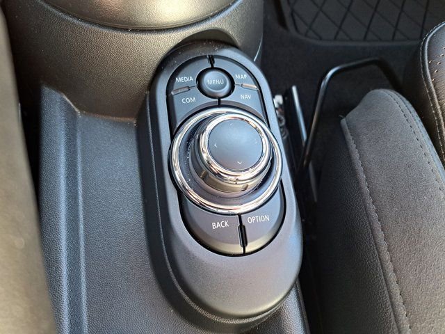 Used 2024 MINI Cooper S image 18