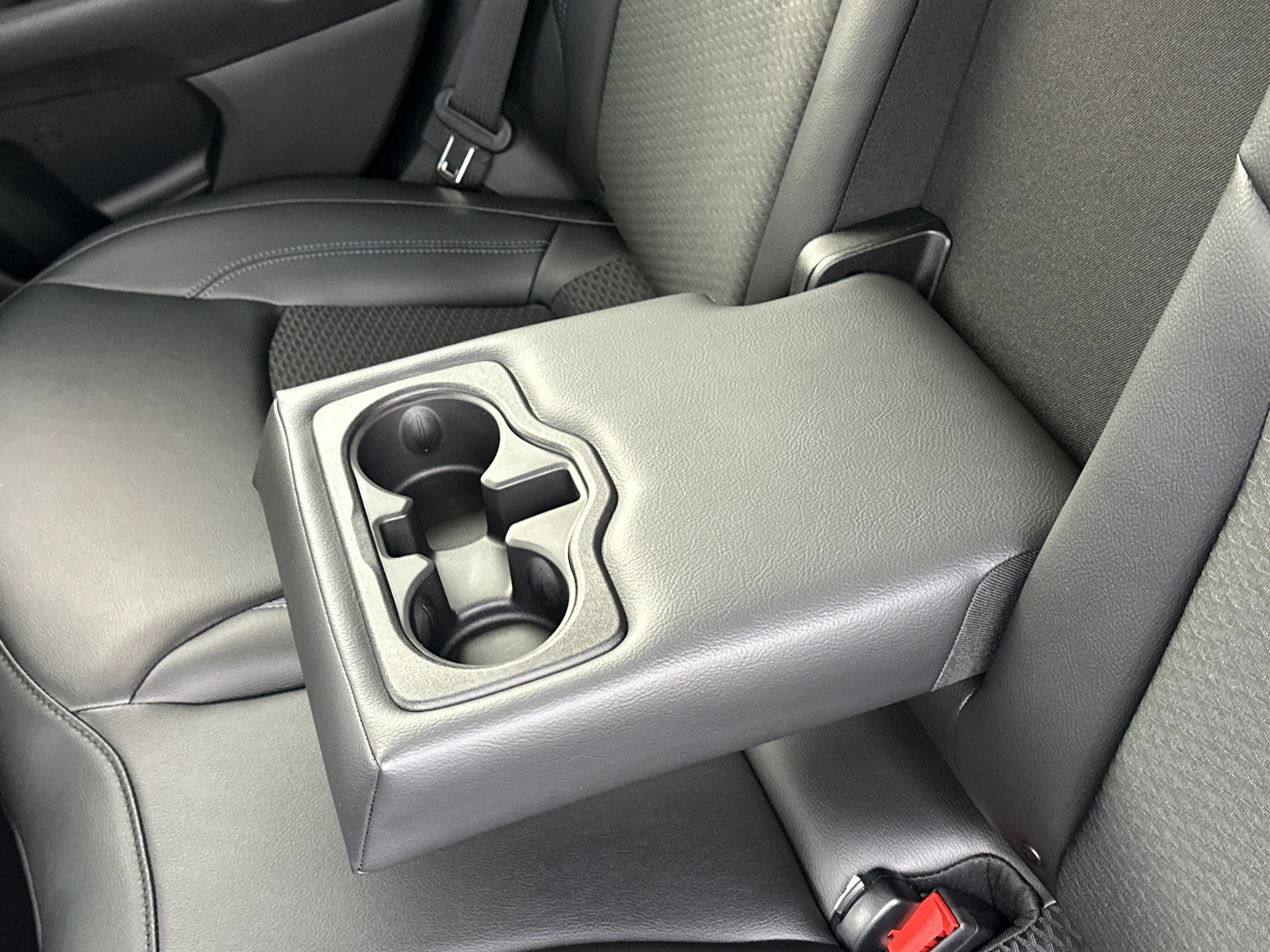 New 2026 Jeep Compass Latitude image 14