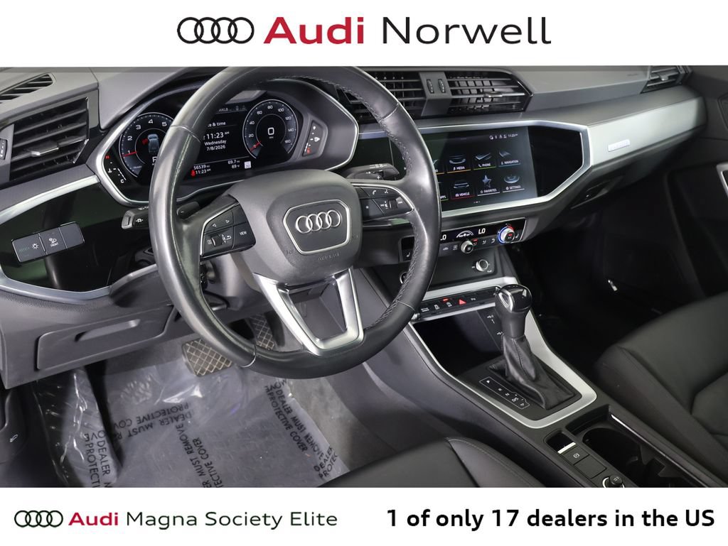Certified 2022 Audi Q3 2.0T Premium Plus w/ Premium Plus Package AWD/4WD image 2