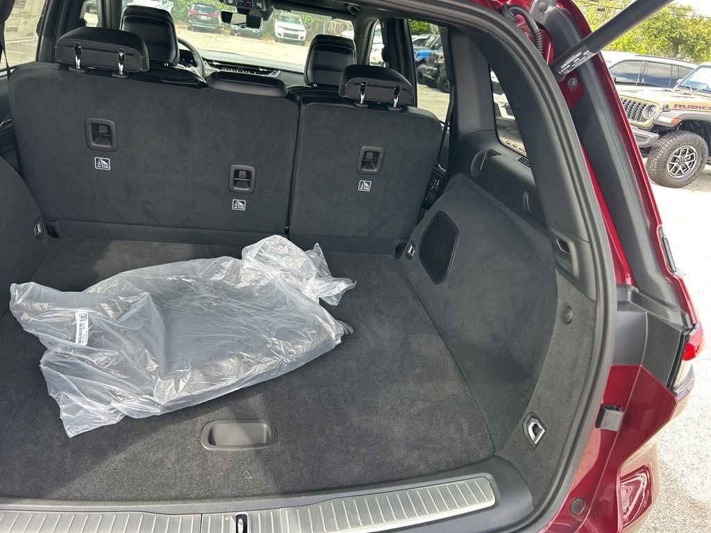 New 2025 Jeep Grand Cherokee Overland w/ Luxury Tech Group IV image 31