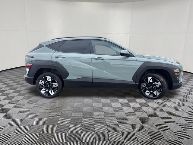 Certified 2024 Hyundai Kona SEL w/ Convenience Package AWD/4WD image 7