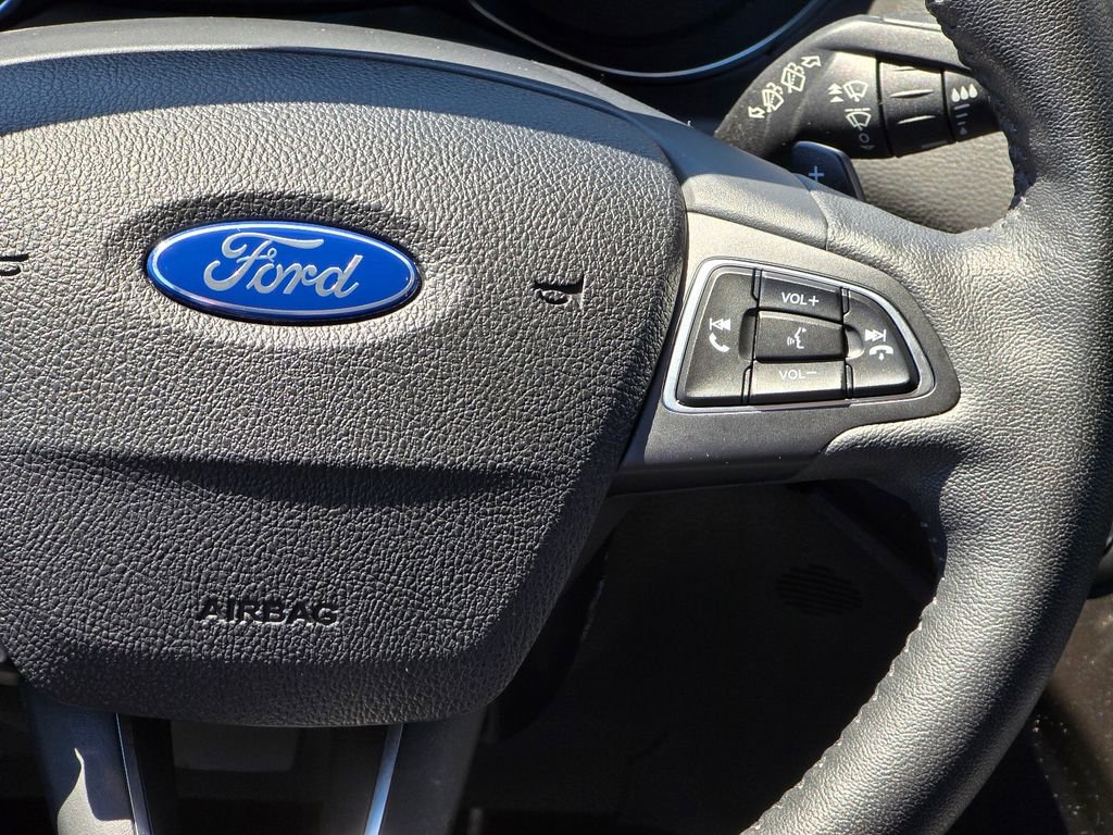 Used 2017 Ford Escape Titanium FWD image 15