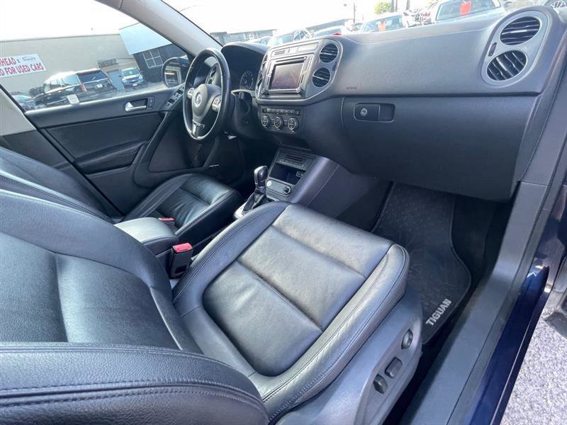 Used 2016 Volkswagen Tiguan SEL FWD image 19