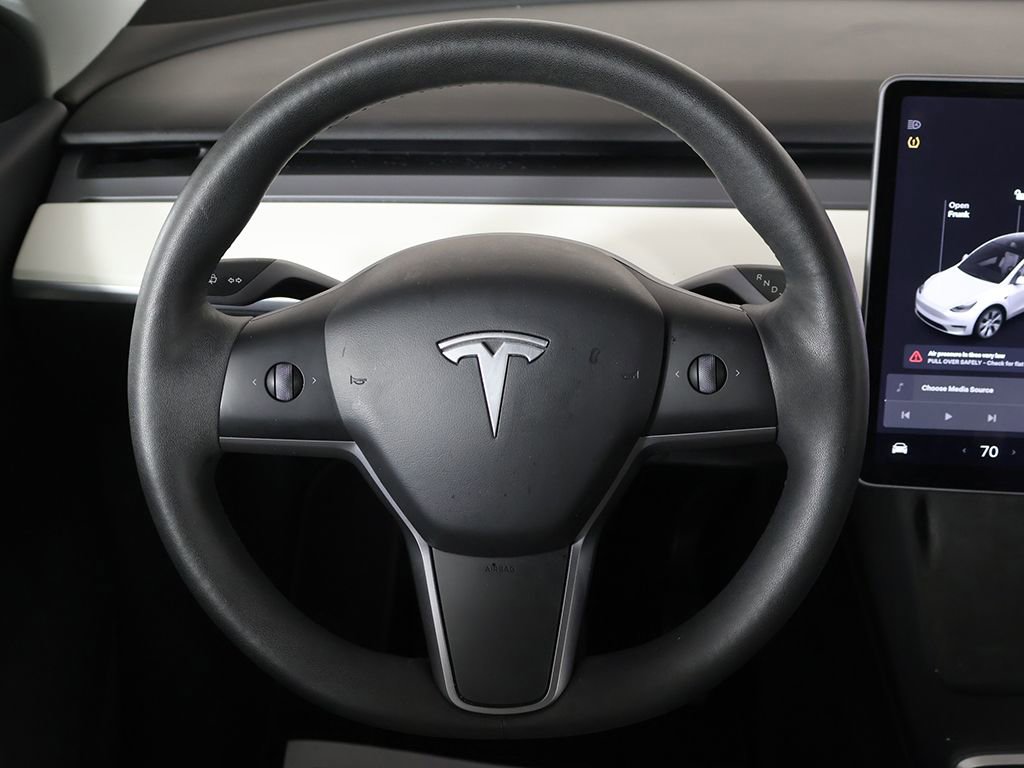Used 2022 Tesla Model Y Long Range AWD/4WD image 36