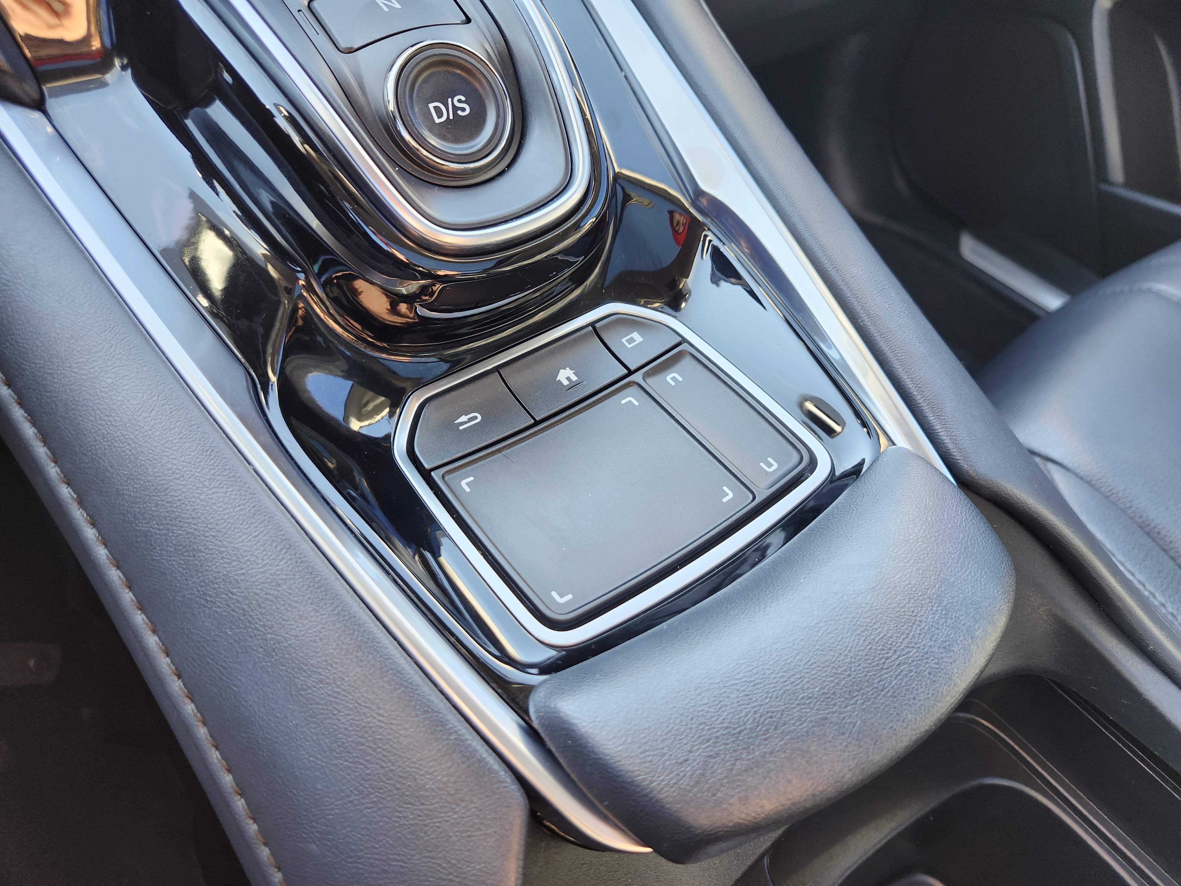 Used 2020 Acura RDX FWD image 36