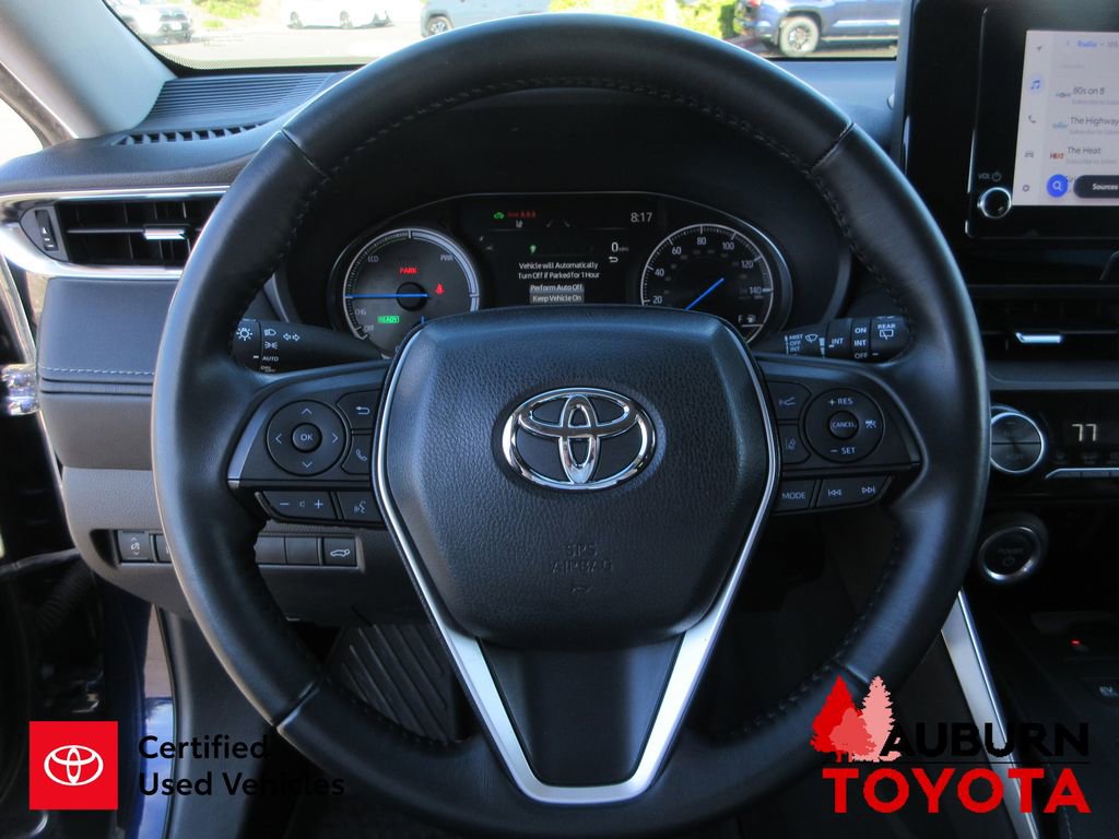 Certified 2024 Toyota Venza LE image 11