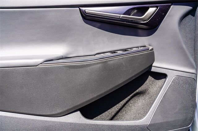 New 2025 Kia EV6 Light RWD image 16
