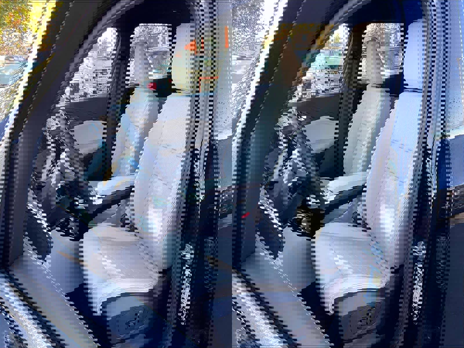 Used 2025 BMW X1 xDrive28i w/ Convenience Package image 26