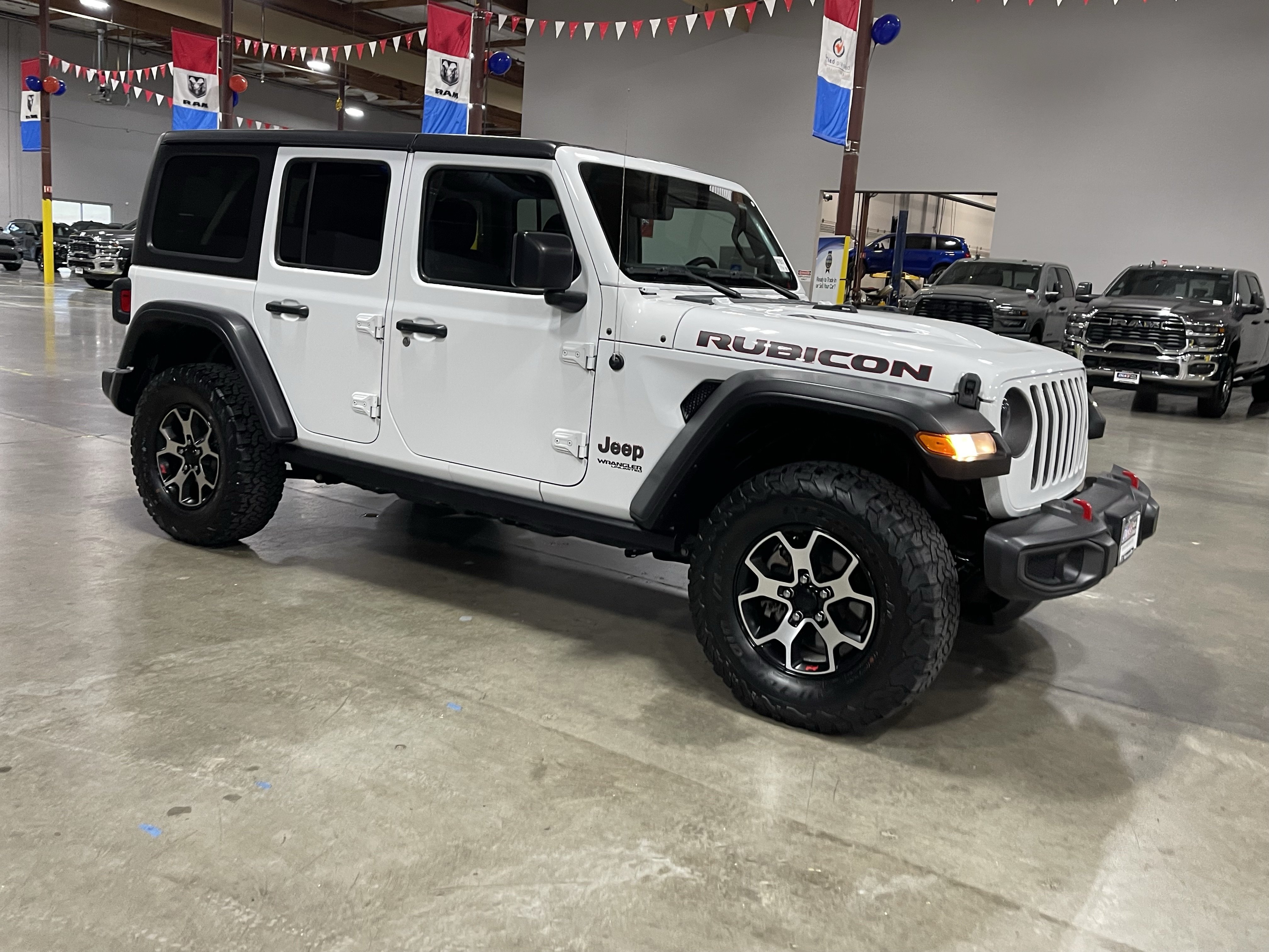 Used 2021 Jeep Wrangler Unlimited Rubicon AWD/4WD image 7
