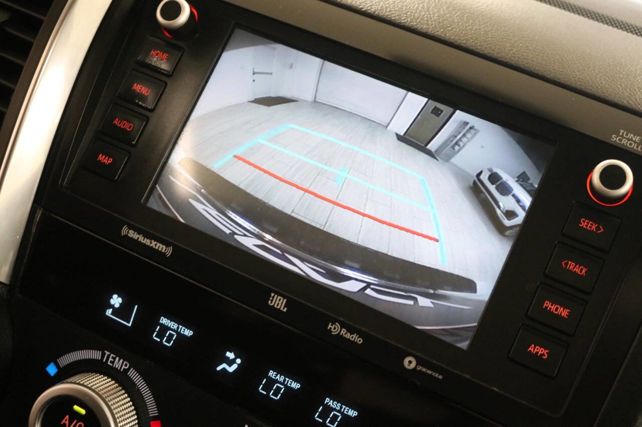 Used 2020 Toyota Sequoia Platinum image 28