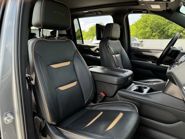 Used 2023 GMC Yukon XL AT4 w/ AT4 Premium Package AWD/4WD image 34