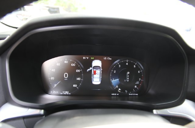 Used 2020 Volvo S60 T5 Momentum FWD image 25