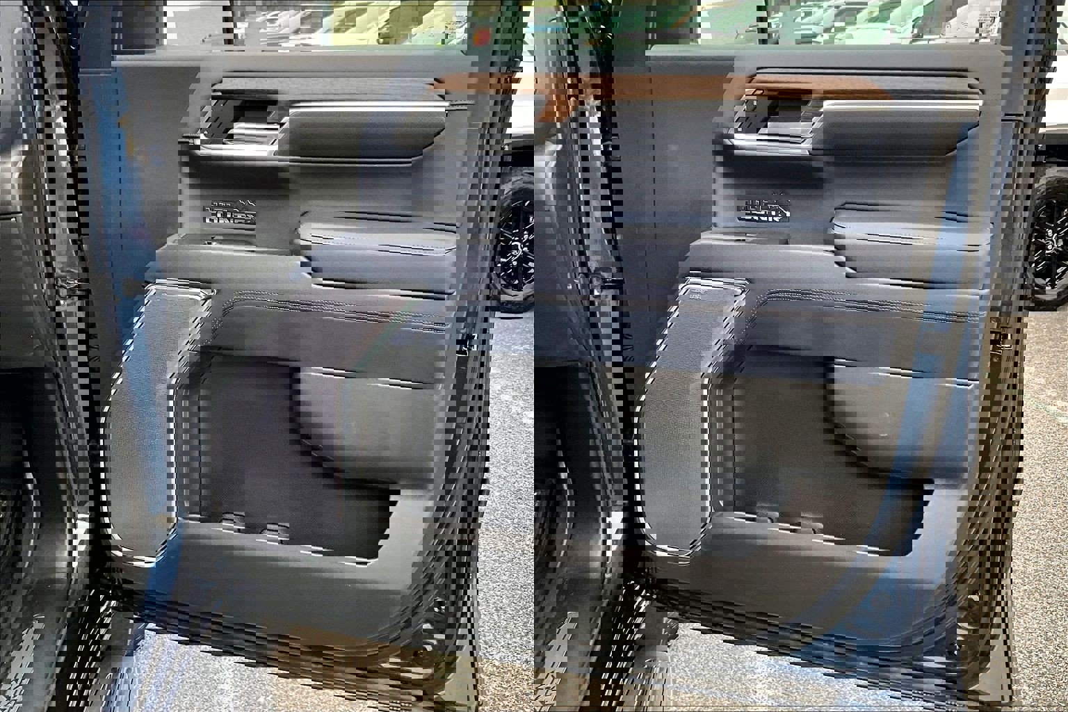 Used 2022 Chevrolet Silverado 1500 High Country image 20