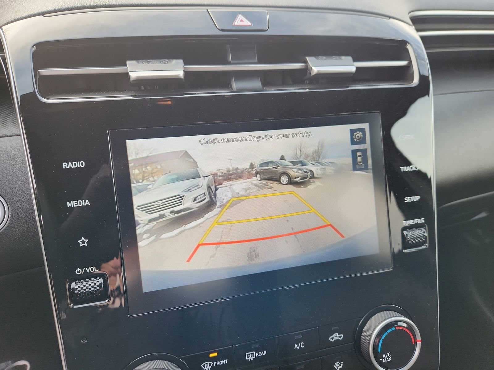 Used 2023 Hyundai Santa Cruz SEL w/ Cargo Package image 24