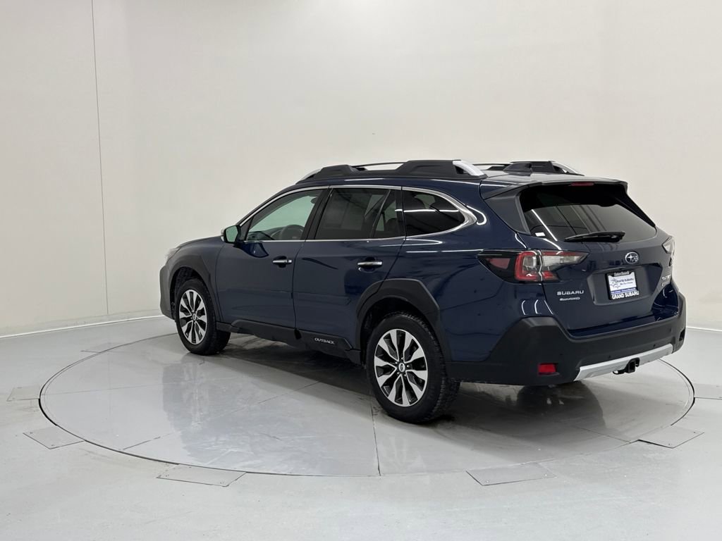 Certified 2023 Subaru Outback Touring XT image 4