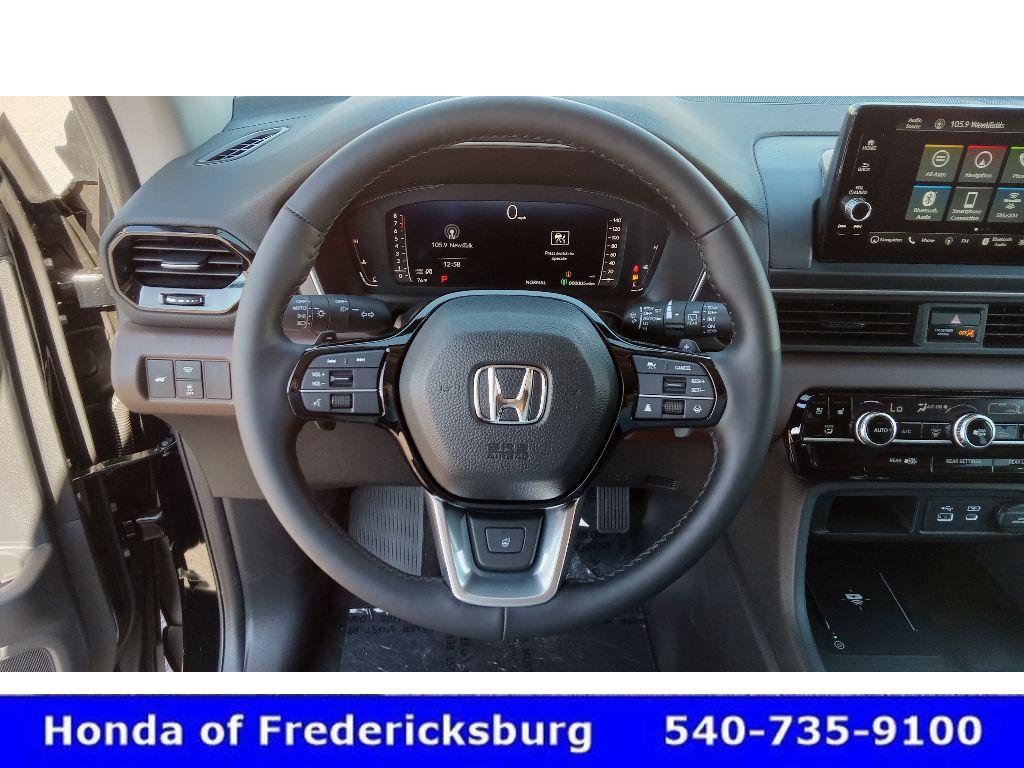 Certified 2025 Honda Pilot Elite image 12