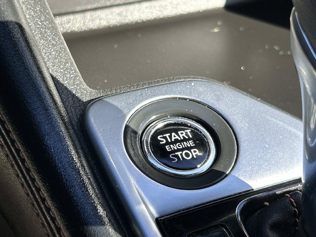 Used 2022 Nissan Sentra SR w/ Trunk Package FWD image 32