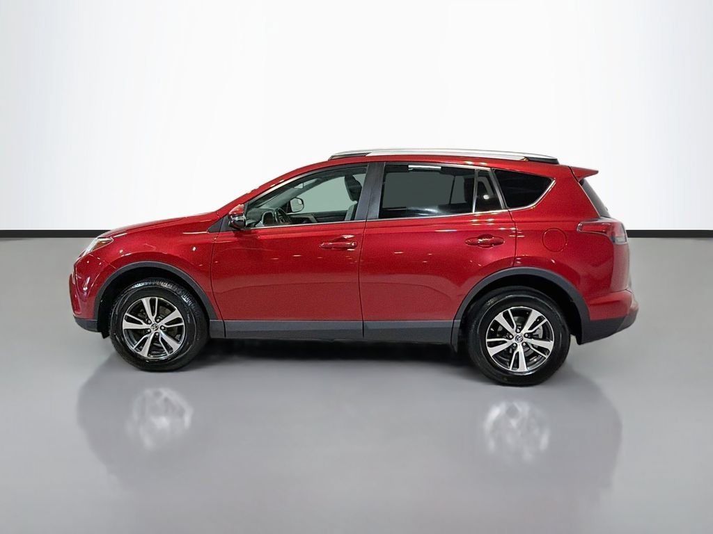 Used 2016 Toyota RAV4 XLE AWD/4WD image 6