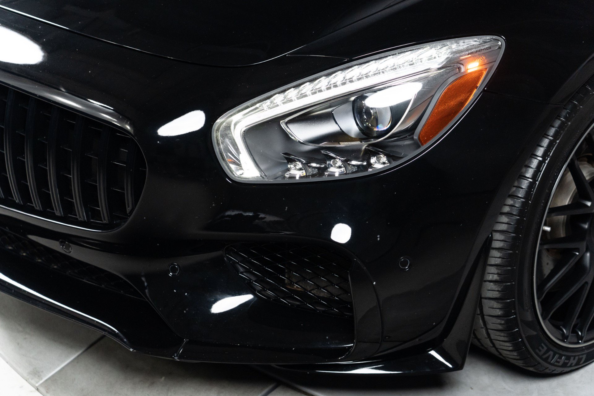 Used 2017 Mercedes-Benz AMG GT Coupe w/ Exclusive Interior Package image 31