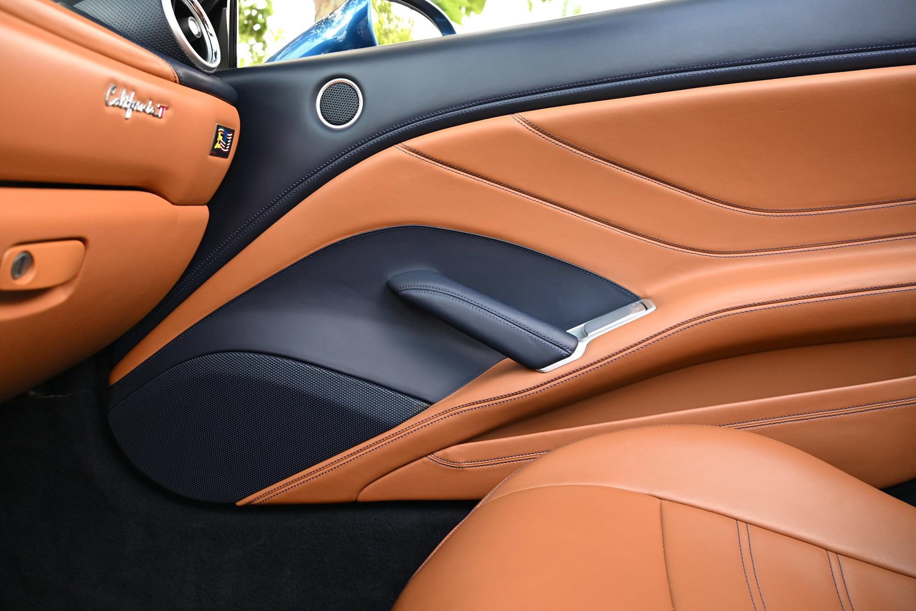Used 2015 Ferrari California T RWD image 60