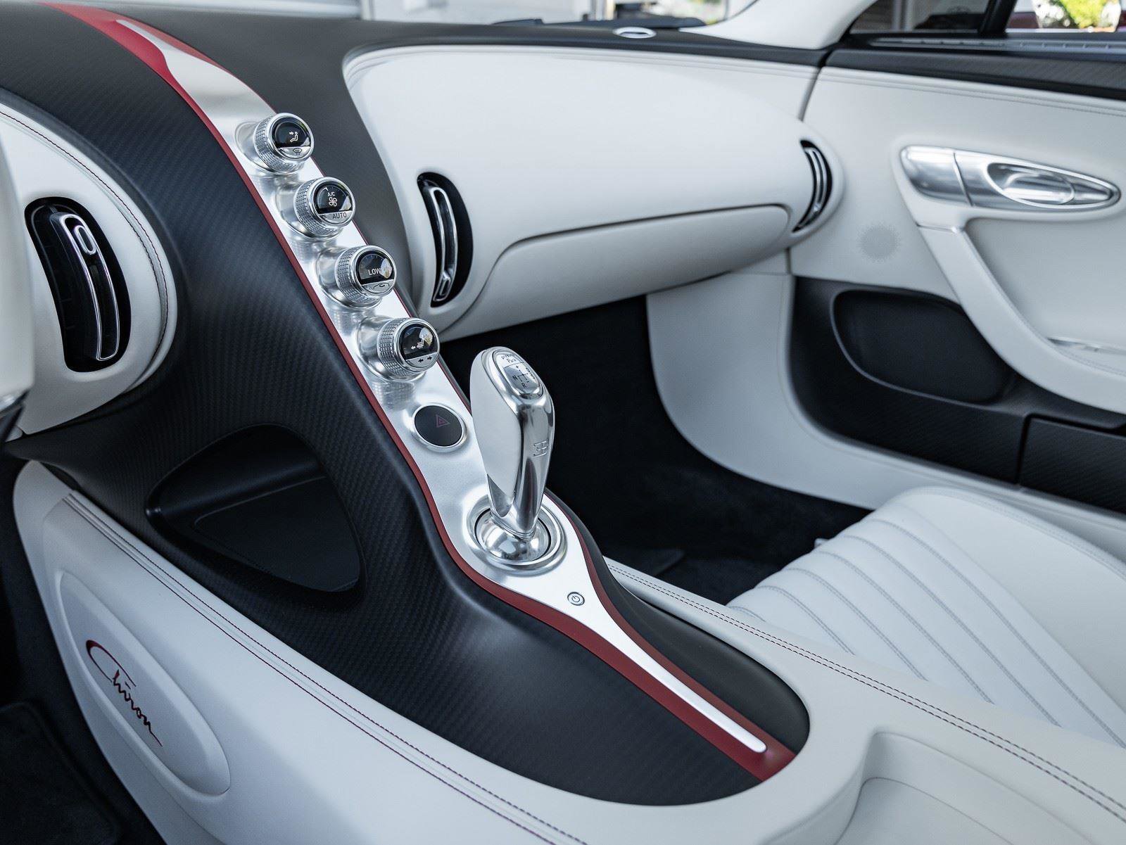 Used 2021 Bugatti Chiron image 15