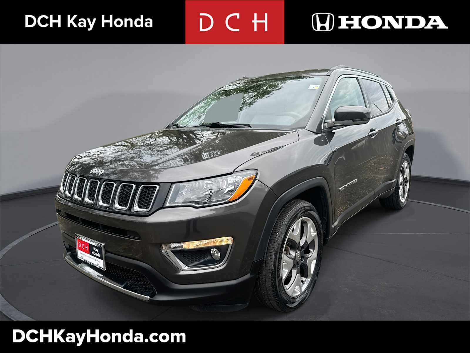 Used 2019 Jeep Compass Limited image 1