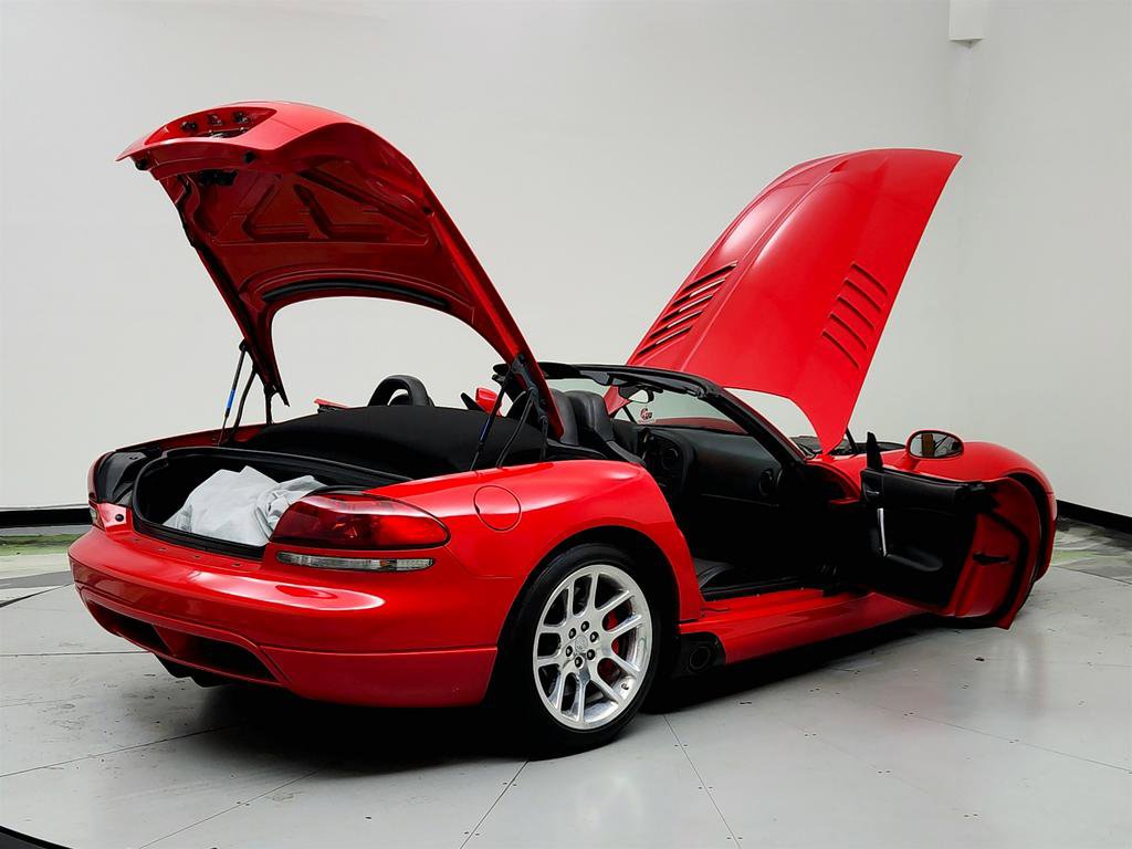 Used 2005 Dodge Viper SRT-10 image 11