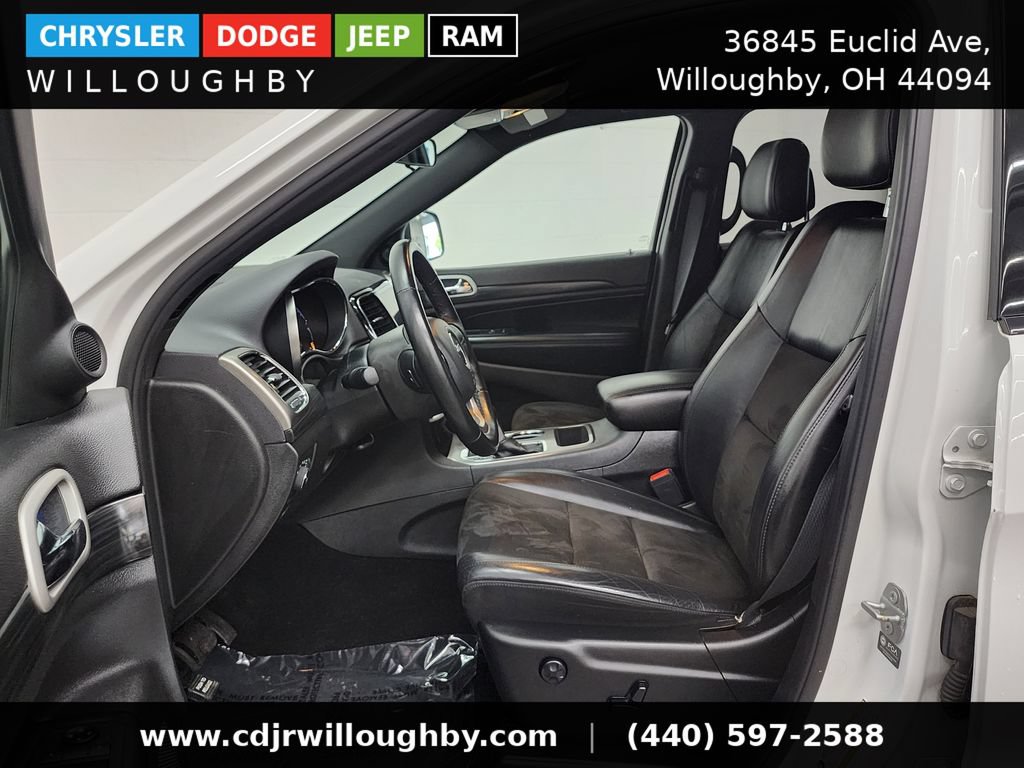 Used 2021 Jeep Grand Cherokee Laredo X AWD/4WD image 14