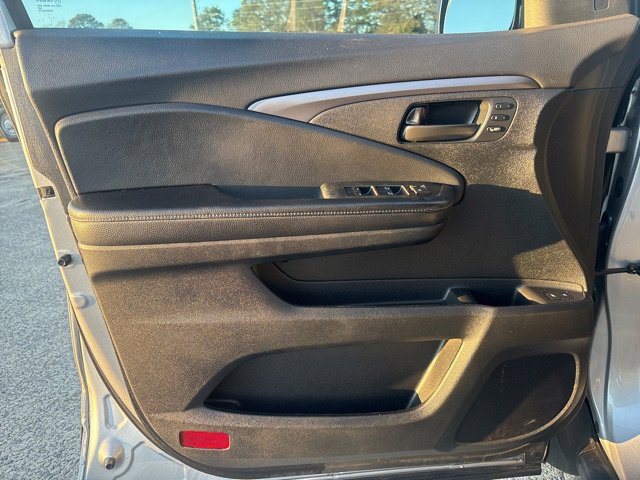 Used 2022 Honda Passport EX-L image 16