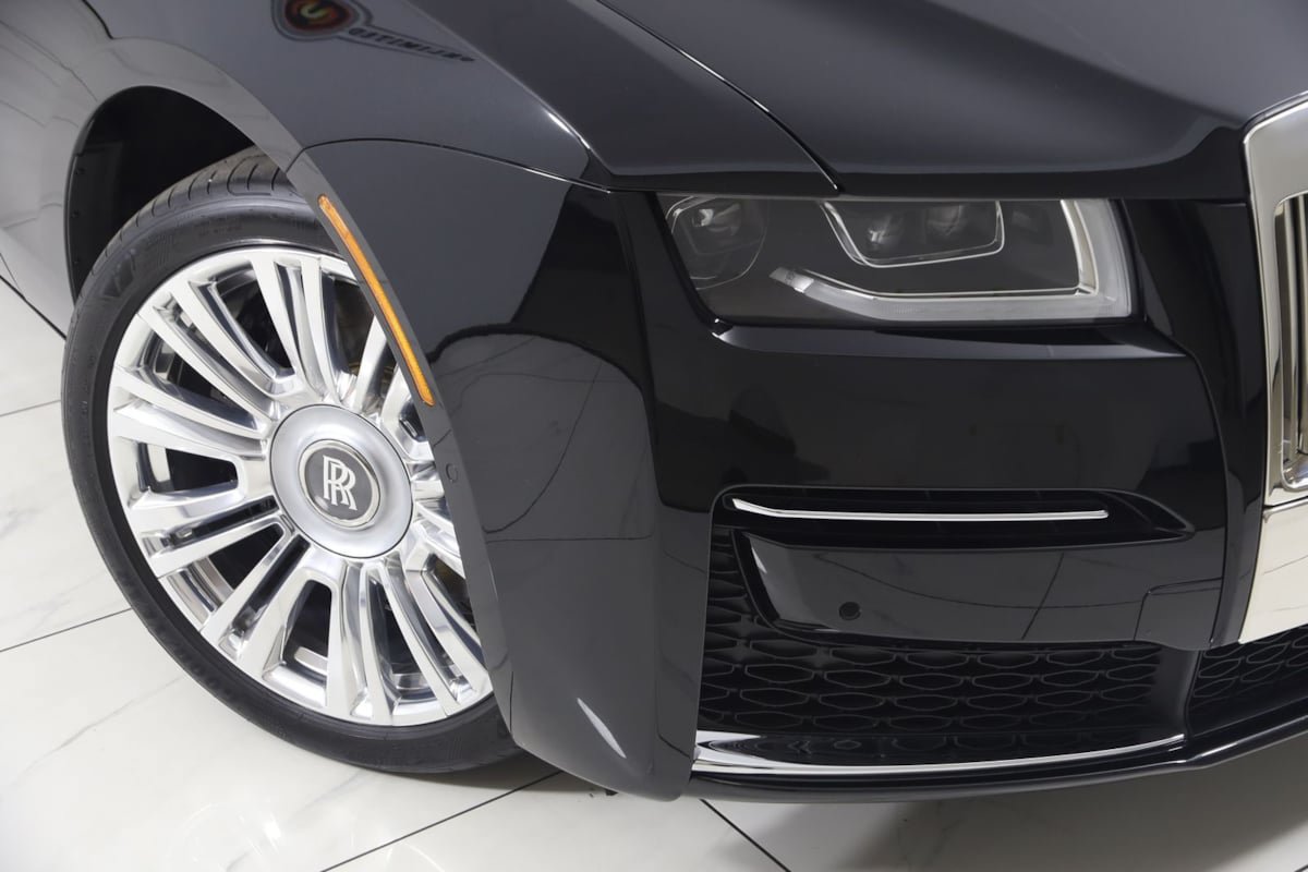 Used 2023 Rolls-Royce Ghost AWD/4WD image 25