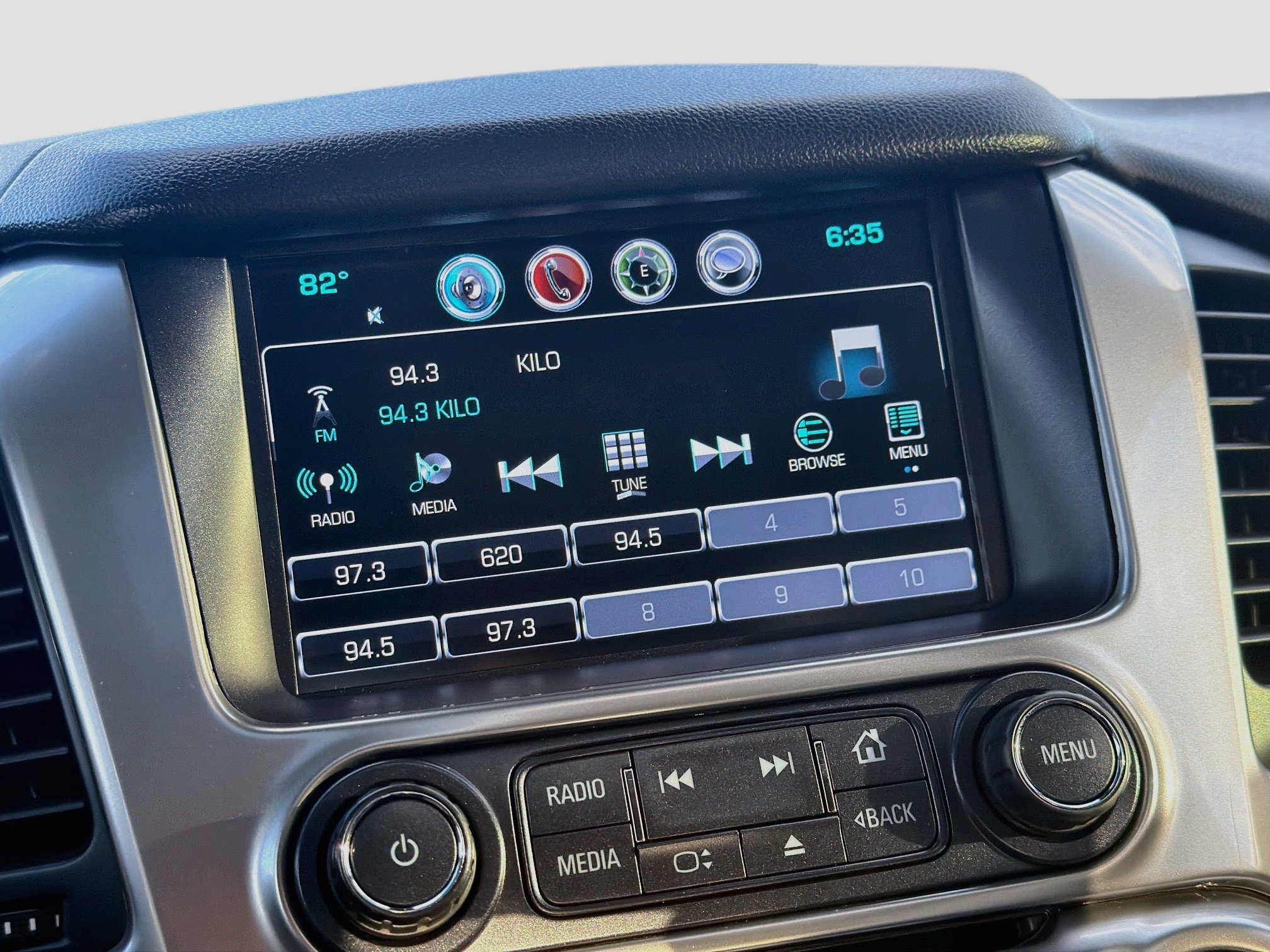 Used 2020 Chevrolet Tahoe LT w/ RST Edition AWD/4WD image 21