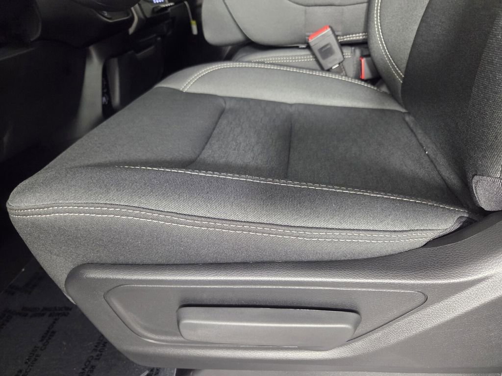 Used 2023 Chrysler Pacifica Touring-L FWD image 11