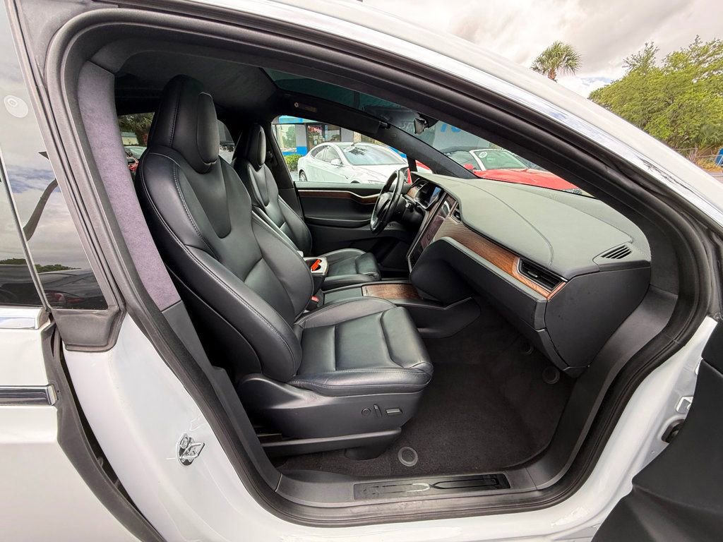 Used 2021 Tesla Model X Long Range image 35