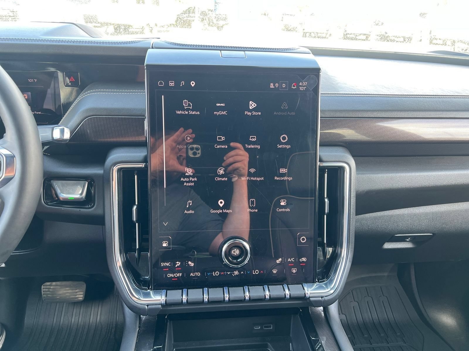 Used 2026 GMC Yukon XL Elevation AWD/4WD image 19
