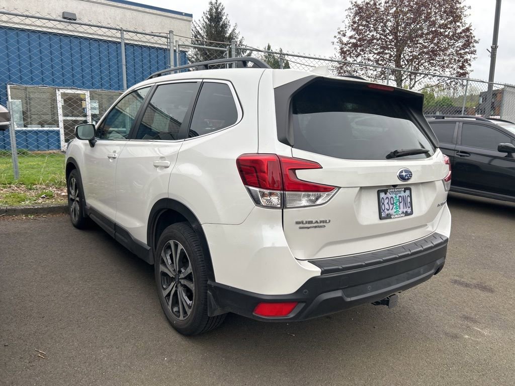 Used 2023 Subaru Forester Limited AWD/4WD image 2