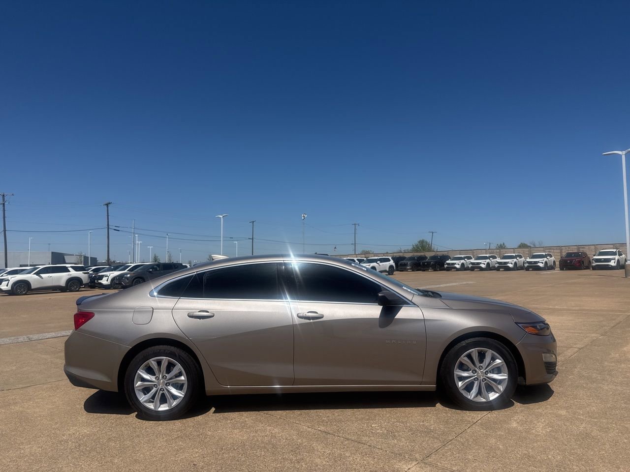 Used 2023 Chevrolet Malibu LT w/ Driver Confidence Package image 25