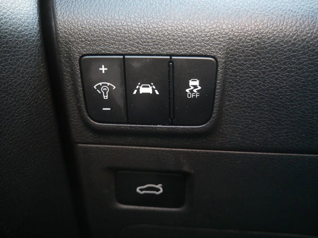 Used 2022 Kia K5 GT-Line image 28