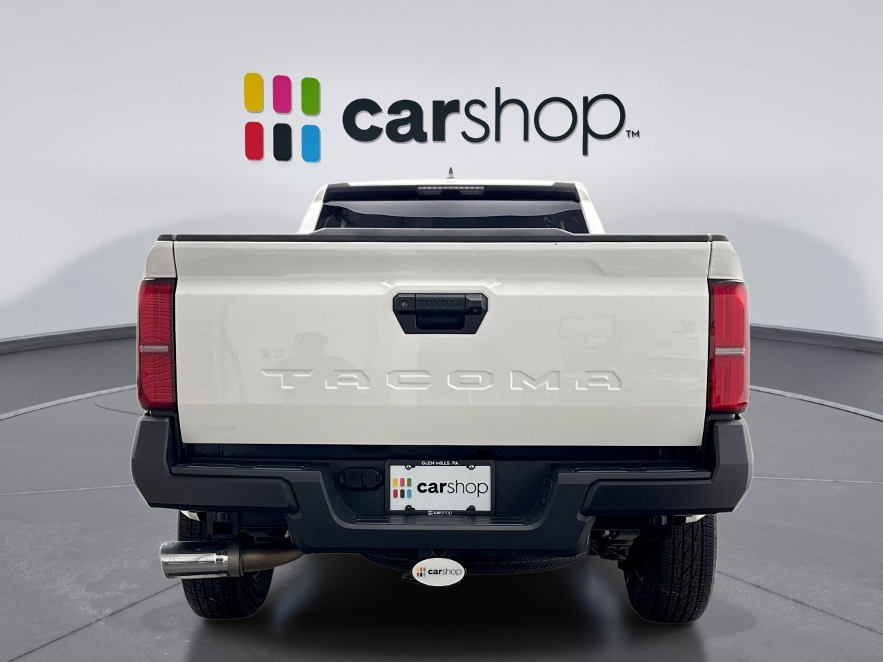 Used 2024 Toyota Tacoma SR w/ Towing Package RWD image 4