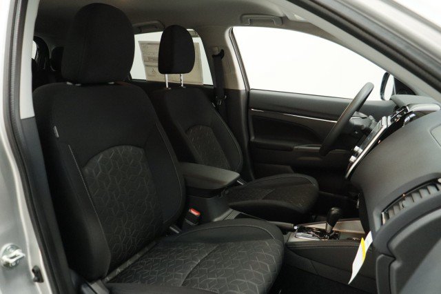 New 2027 Mitsubishi Outlander Sport ES AWD/4WD image 18