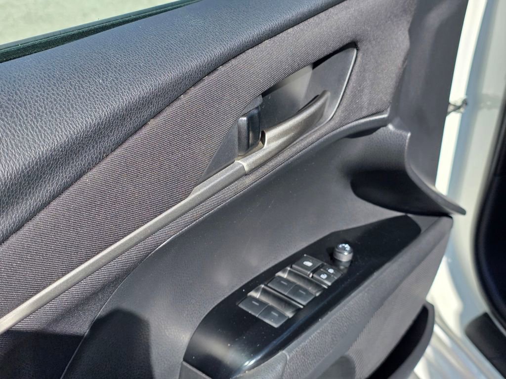 Used 2025 Toyota Camry LE image 14