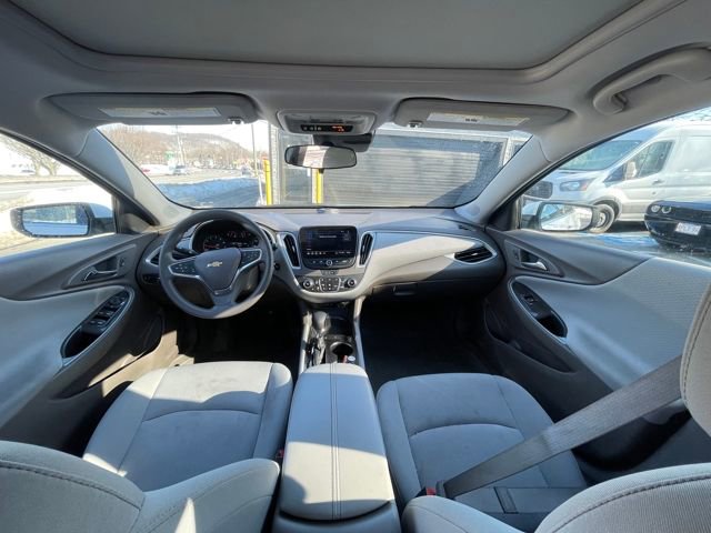 Used 2024 Chevrolet Malibu LT image 19