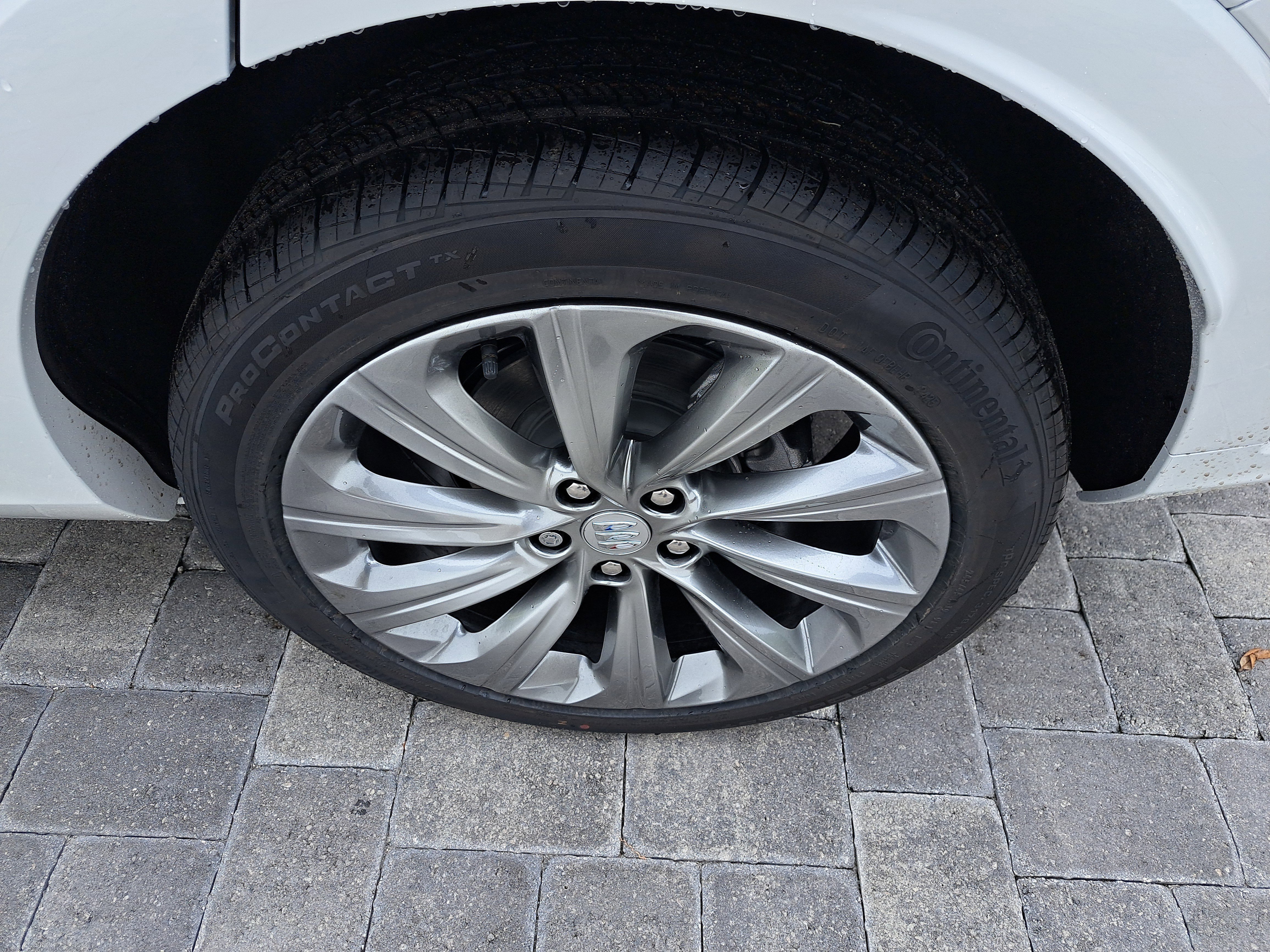 New 2026 Buick Envista Avenir image 10