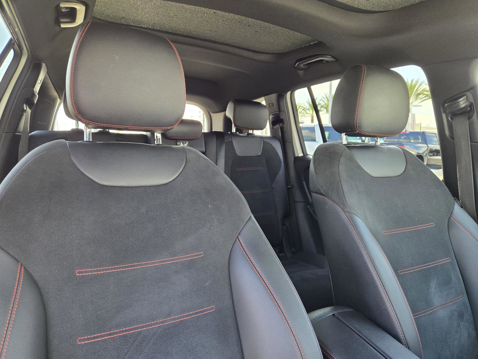 Used 2022 Mercedes-Benz GLB 250 image 29