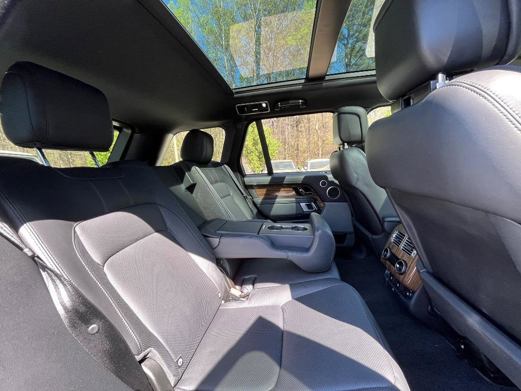 Used 2018 Land Rover Range Rover Supercharged image 34
