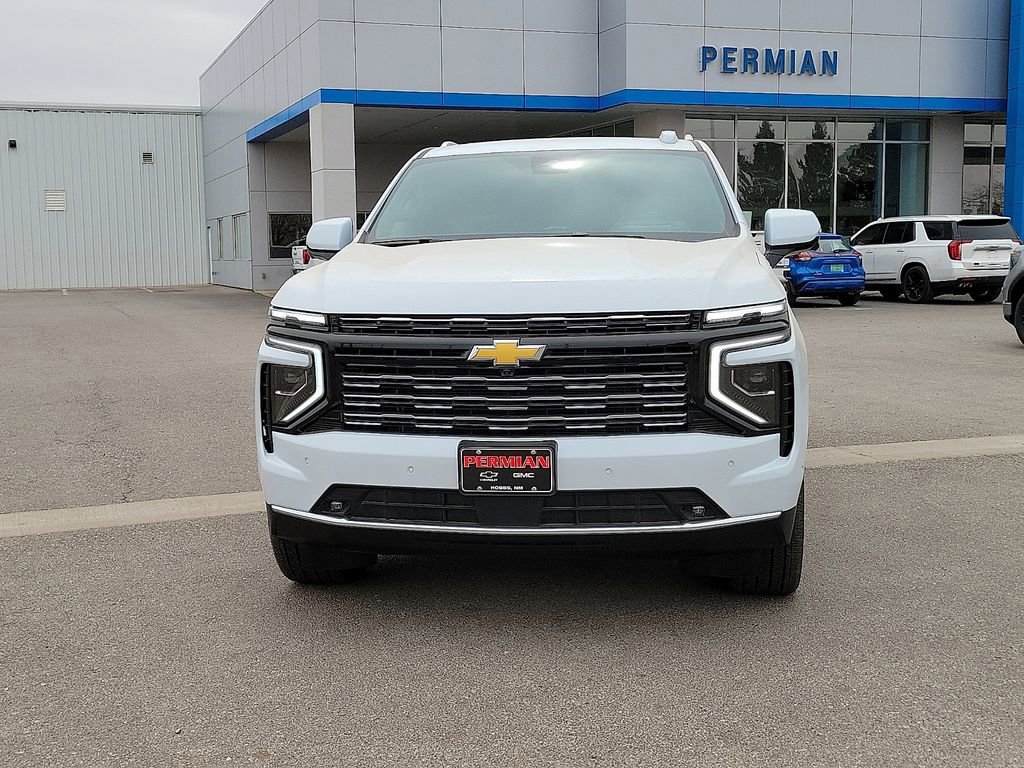 New 2026 Chevrolet Suburban High Country AWD/4WD image 3