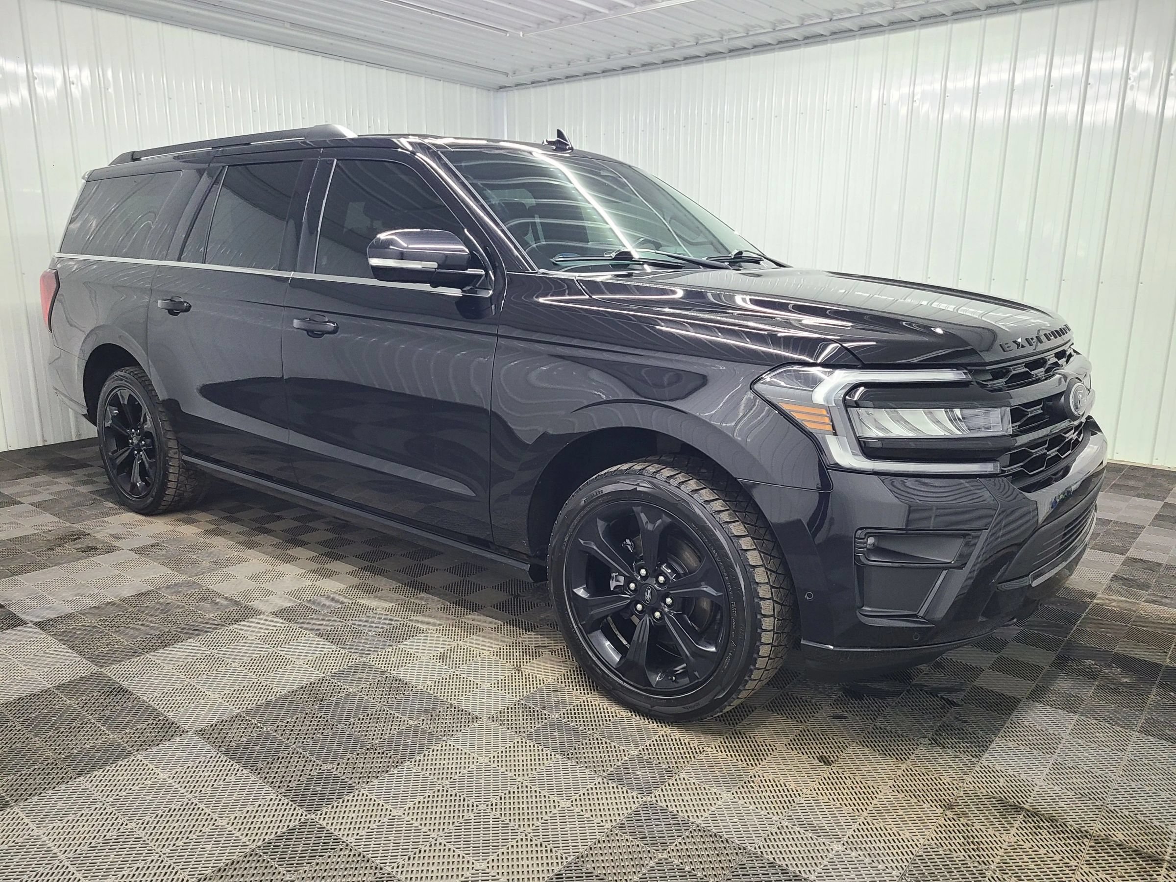 Used 2022 Ford Expedition Max Limited AWD/4WD image 11